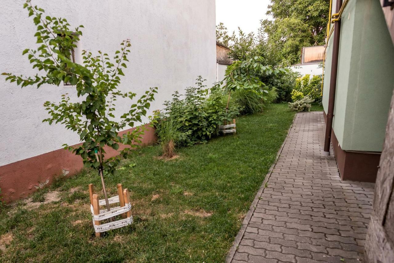 D&O Zola Apartment ทิมิชัวรา ภายนอก รูปภาพ