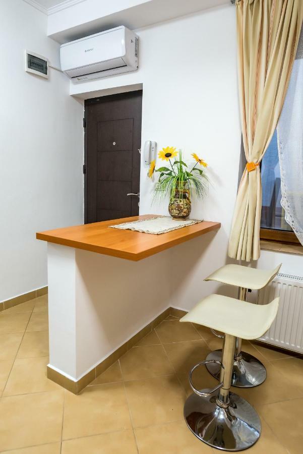 D&O Zola Apartment ทิมิชัวรา ภายนอก รูปภาพ